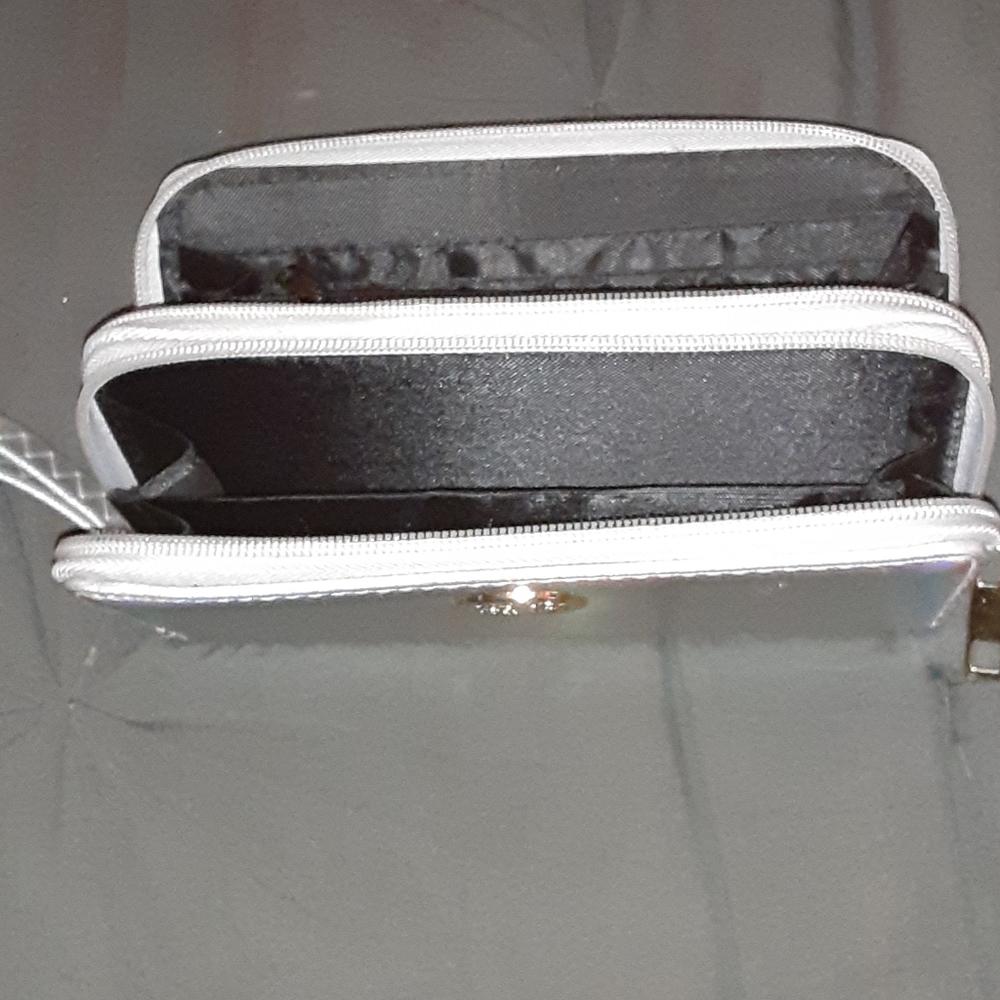 Wallet - Picture 3 of 3